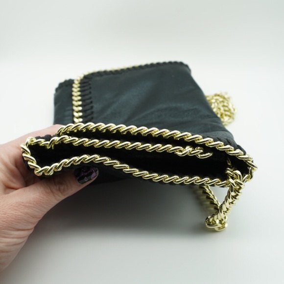 Steve Madden Black Satiny Fold Over Crossbody Purse with Gold Tone Chain - Picture 5 of 10